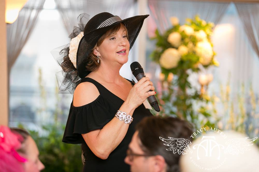 Kelly speaking at the Southern Social Soiree